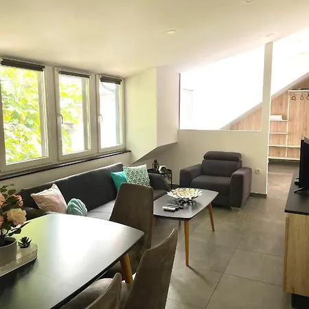 Khan Apartman