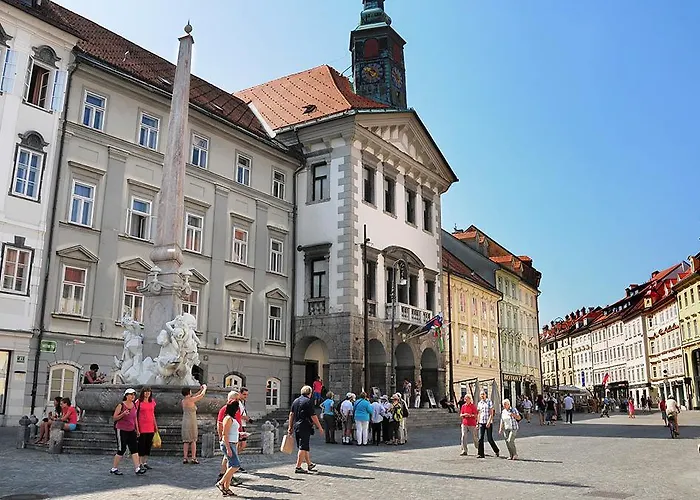 Khan Daire Ljubljana